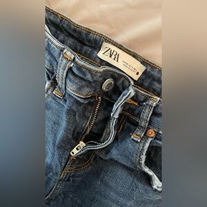 Mid rise Zara jeans